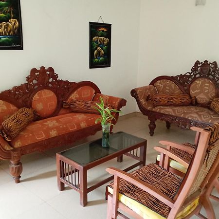 Larn'S Villa Hotel & Apartment Wadduwa Kültér fotó