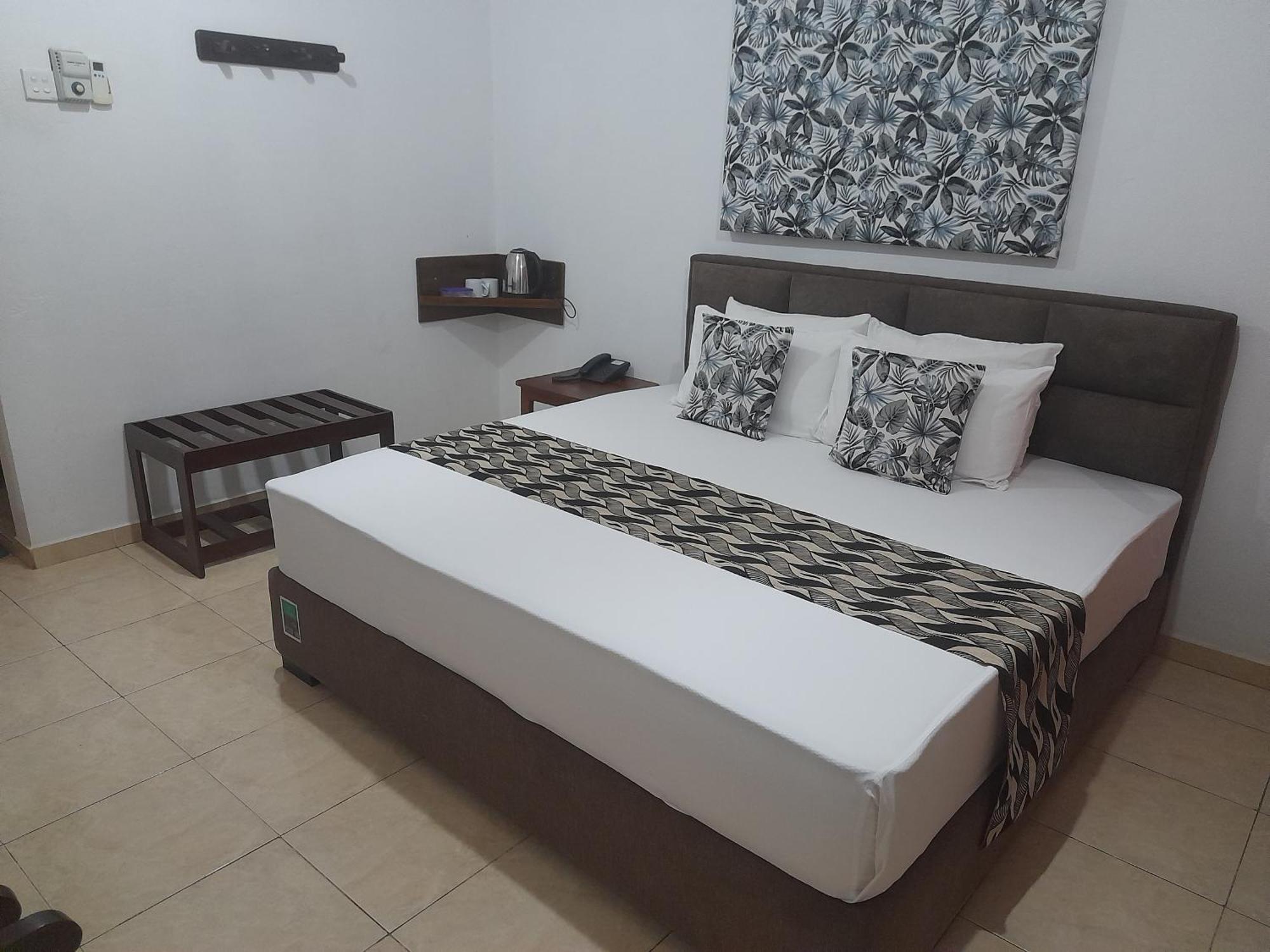 Larn'S Villa Hotel & Apartment Wadduwa Kültér fotó