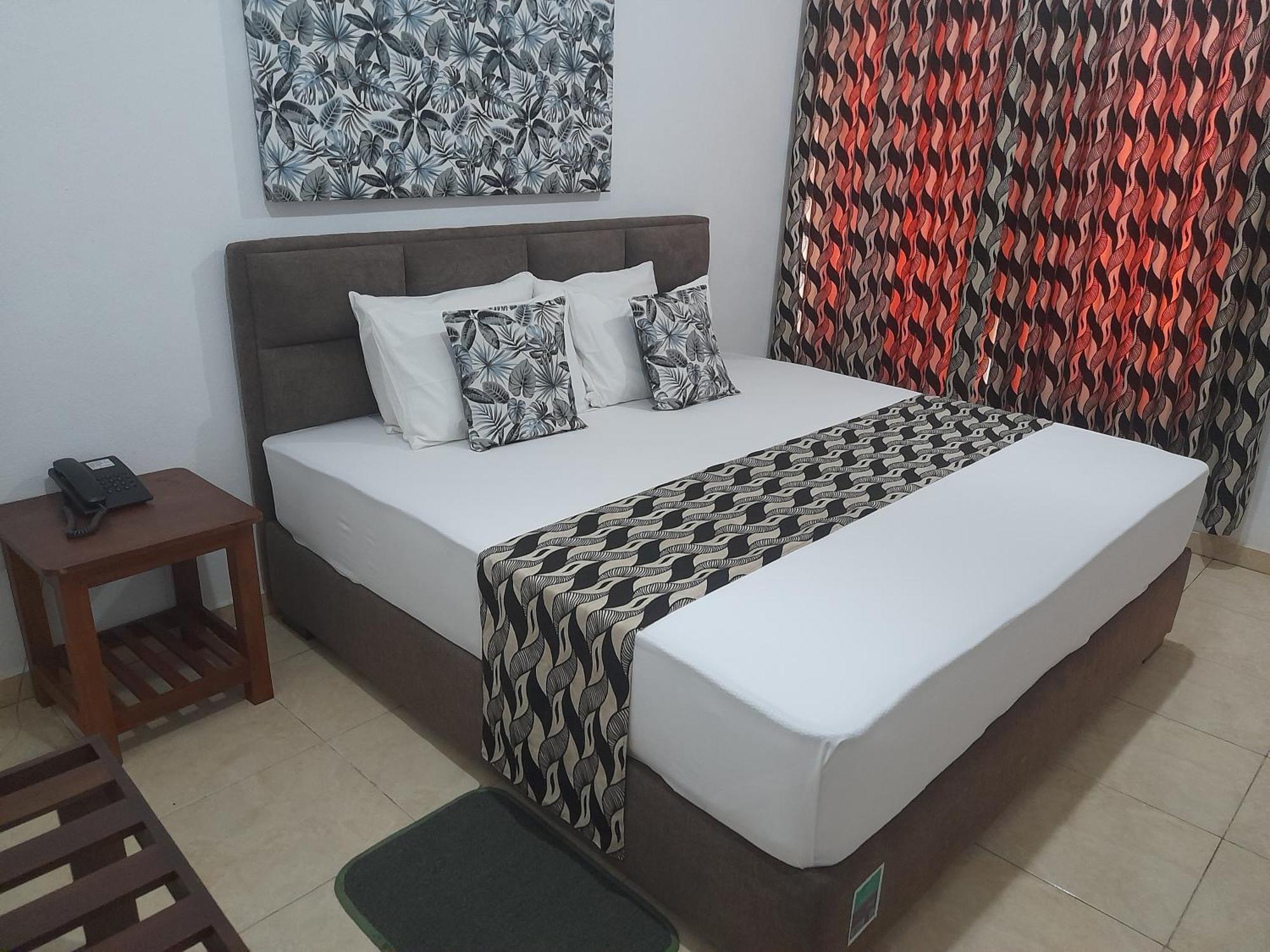 Larn'S Villa Hotel & Apartment Wadduwa Kültér fotó