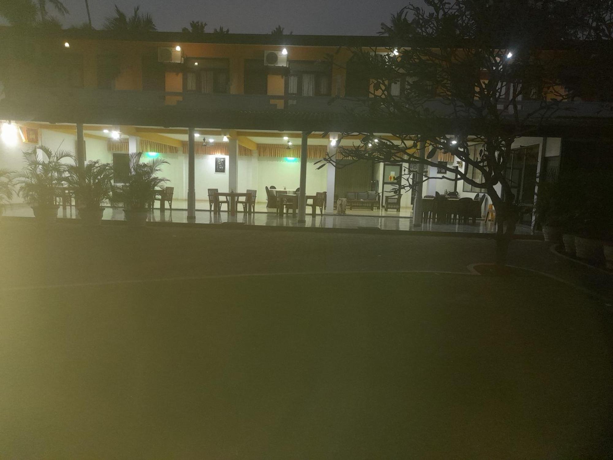 Larn'S Villa Hotel & Apartment Wadduwa Kültér fotó