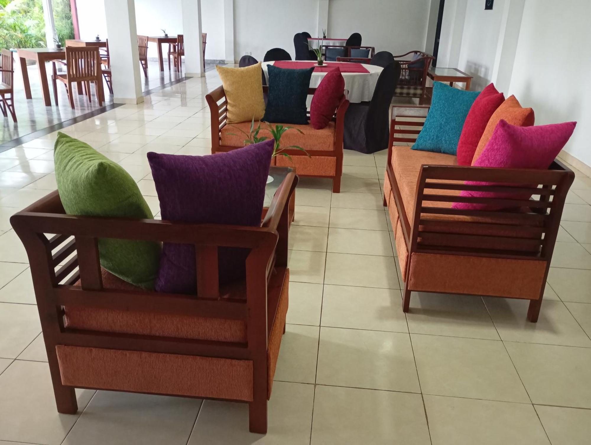 Larn'S Villa Hotel & Apartment Wadduwa Kültér fotó