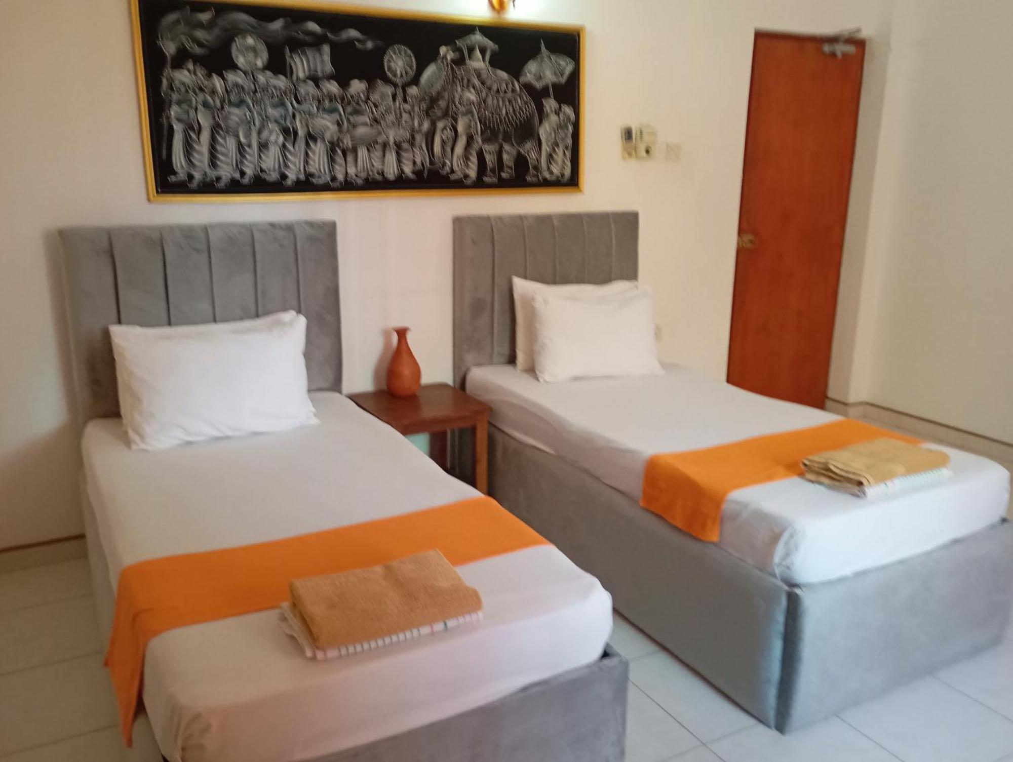Larn'S Villa Hotel & Apartment Wadduwa Kültér fotó