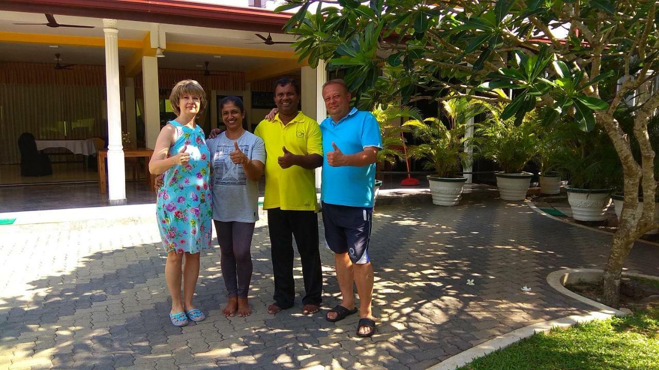 Larn'S Villa Hotel & Apartment Wadduwa Kültér fotó